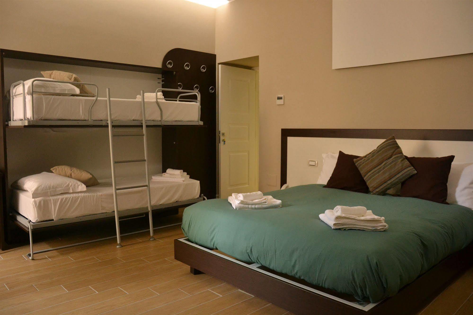 The Wesley Rome Hotell Exteriör bild